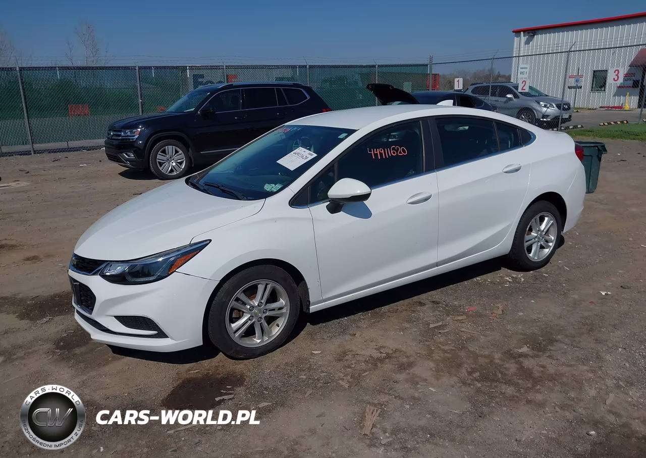 2018 Chevrolet Cruze Lt Auto VIN:1G1BE5SM4J7209332 - 2