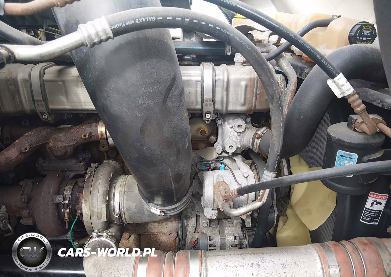 2020 Freightliner New Cascadia 126 VIN:1FUJHHDR1LLKU7205 - 9