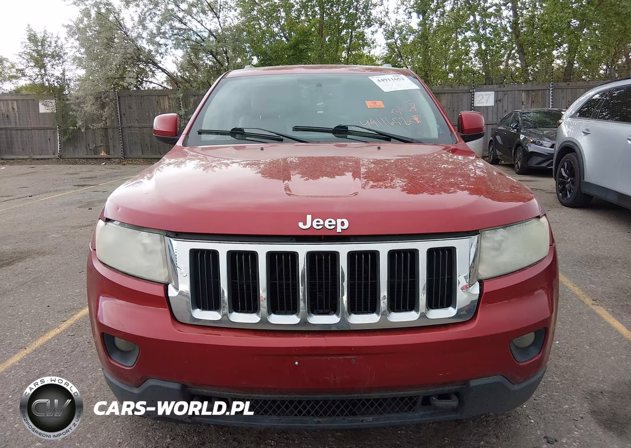 2011 Jeep Grand Cherokee Laredo VIN:1J4RR4GG1BC680932 - 13
