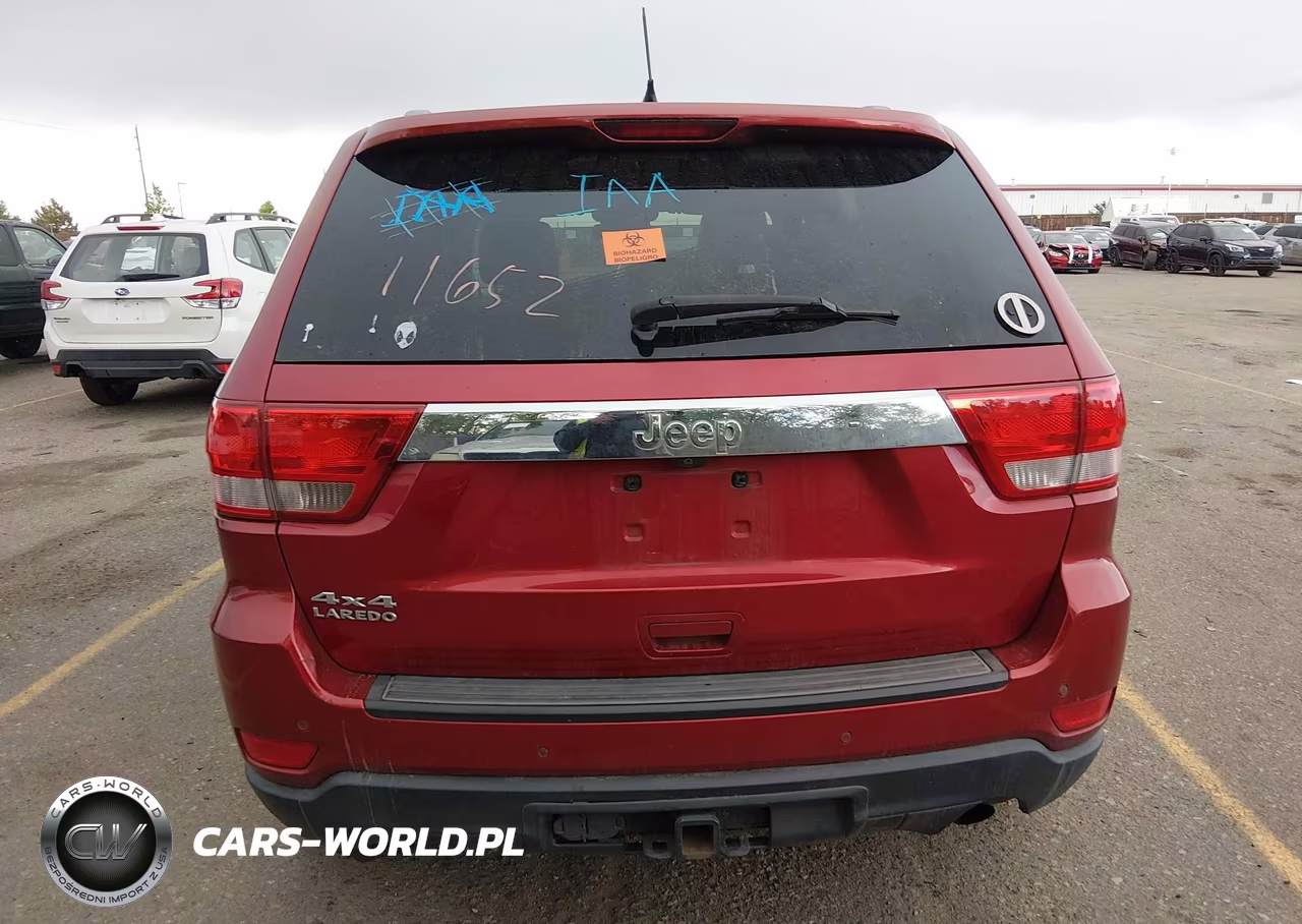 2011 Jeep Grand Cherokee Laredo VIN:1J4RR4GG1BC680932 - 17