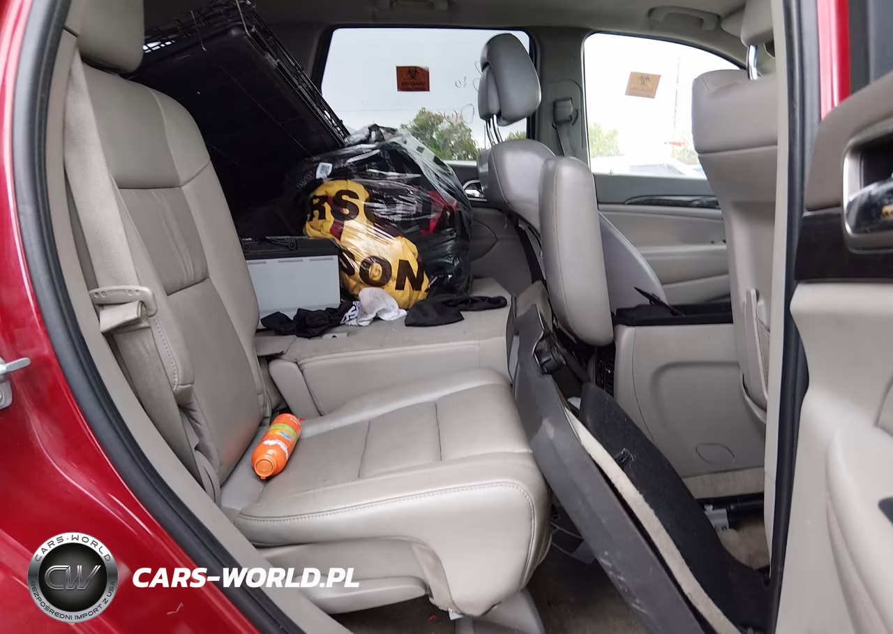 2011 Jeep Grand Cherokee Laredo VIN:1J4RR4GG1BC680932 - 8