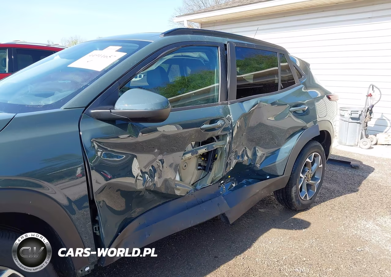 2025 Chevrolet Trax Fwd Lt VIN:KL77LHEP7SC303303 - 6
