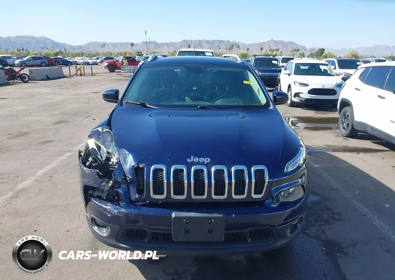 2015 Jeep Cherokee Latitude VIN:1C4PJMCS1FW668573 - 12