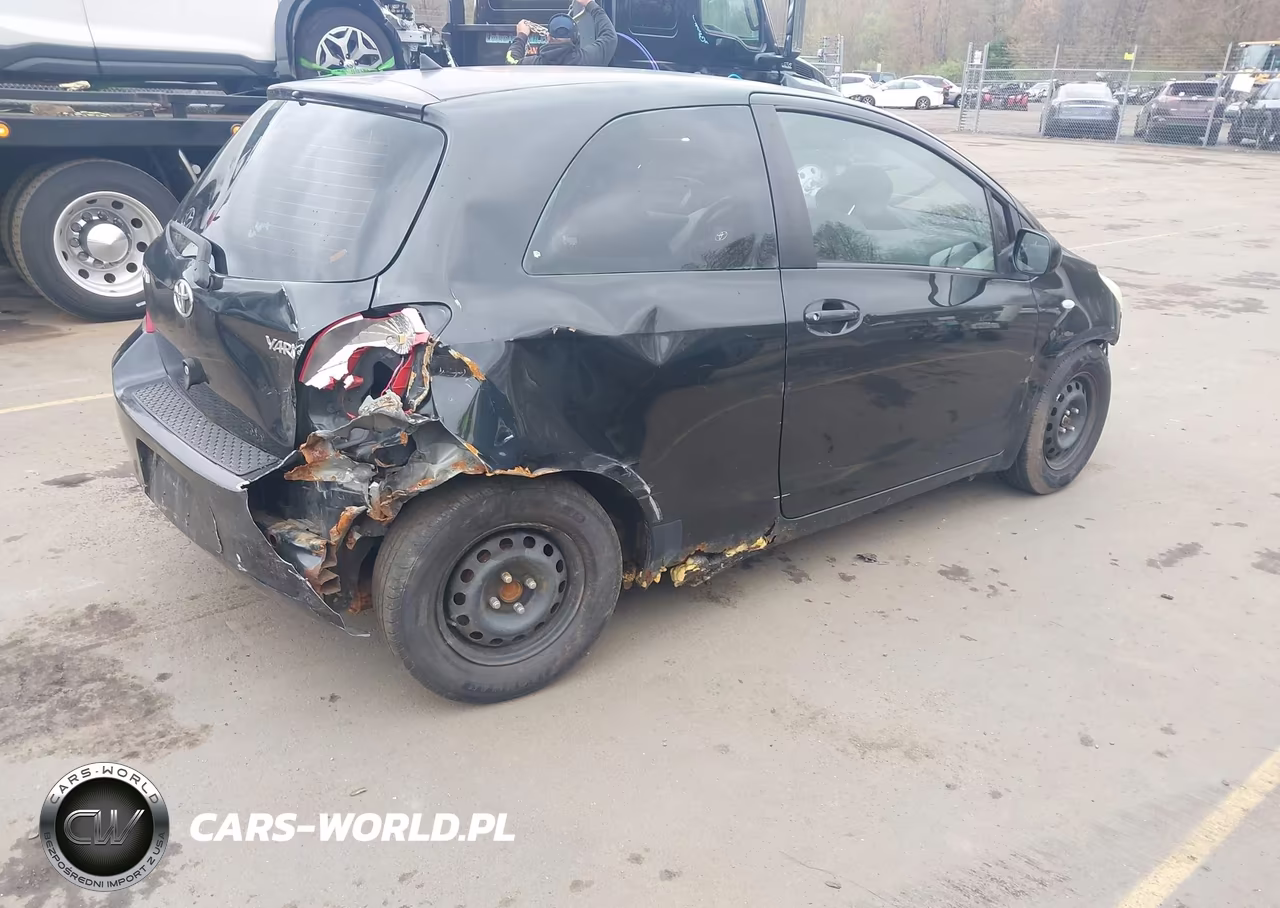 2007 Toyota Yaris VIN:JTDJT923X75111255 - 4