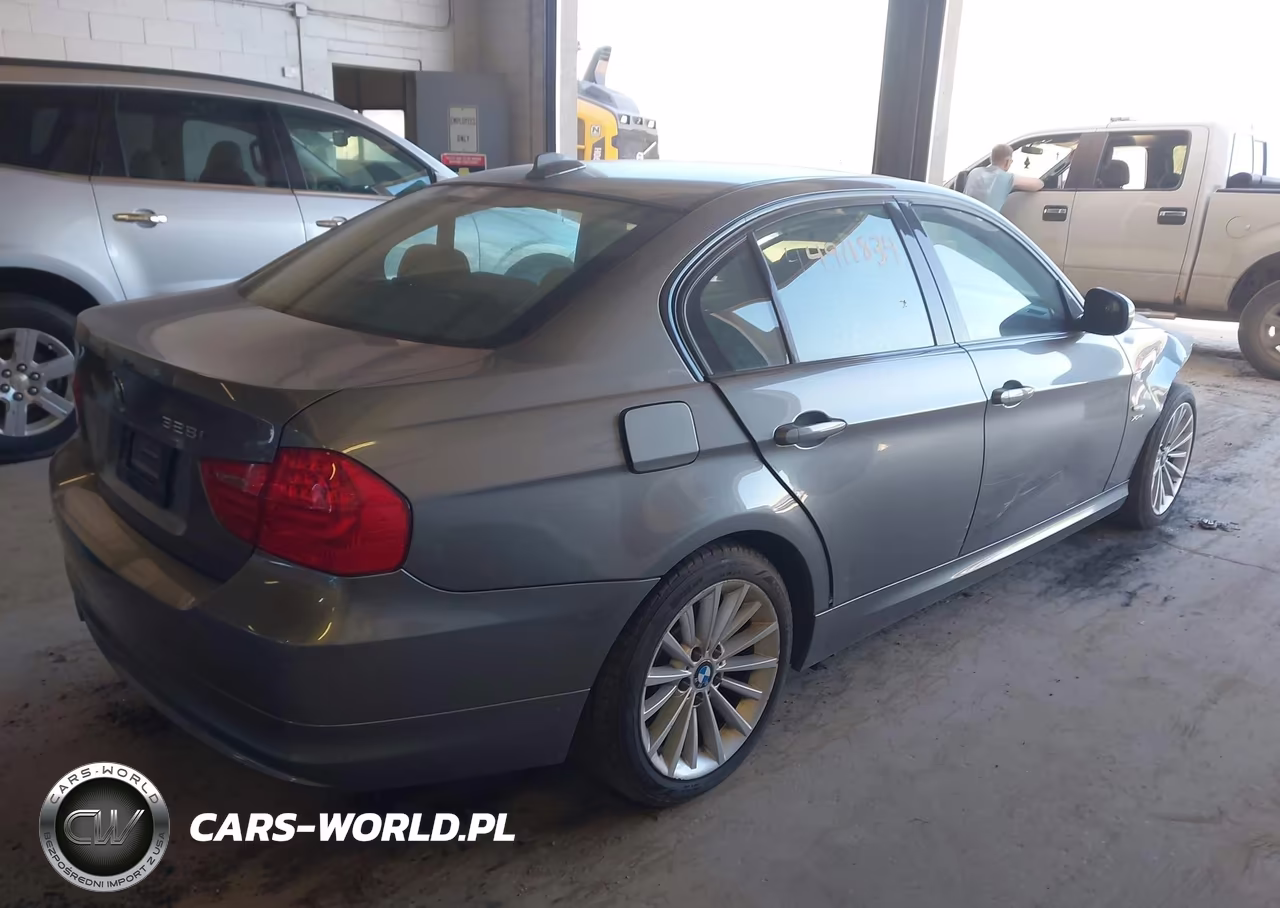2011 BMW 328I xDrive VIN:WBAPK7C54BA973594 - 4