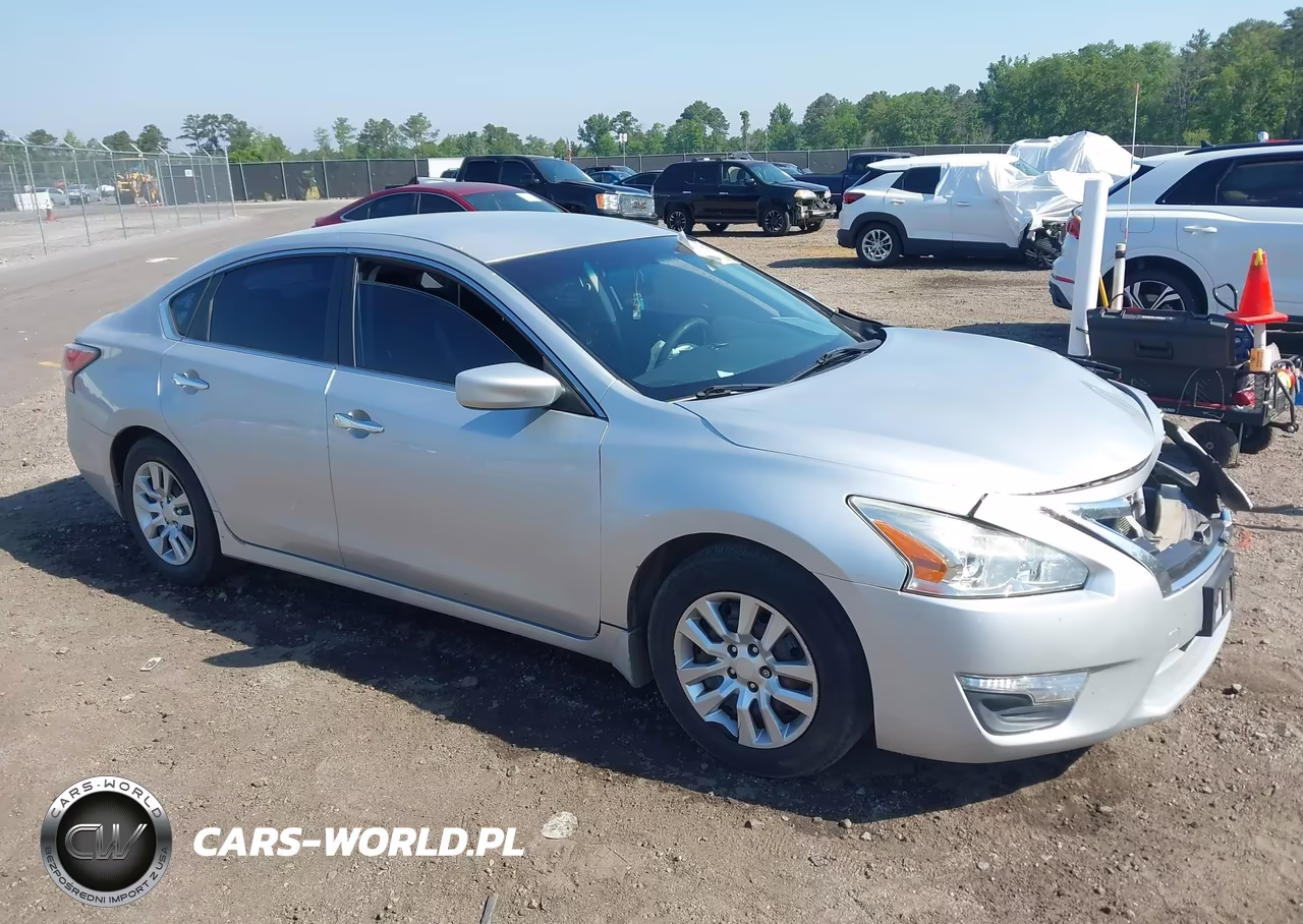 2015 Nissan Altima 2.5 S – zdjęcie 1 z 16