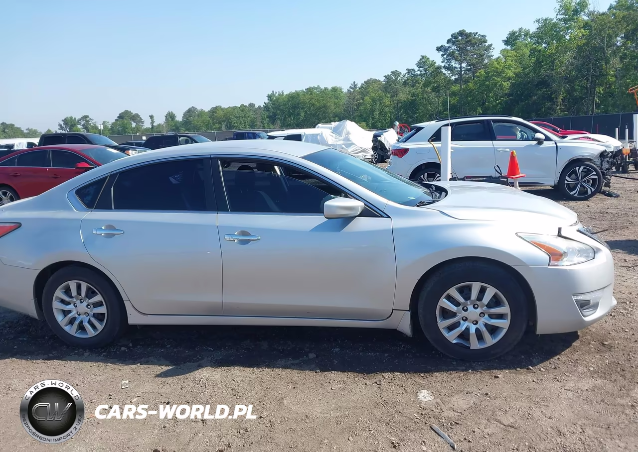 2015 Nissan Altima 2.5 S VIN:1N4AL3AP5FC187175 - 13