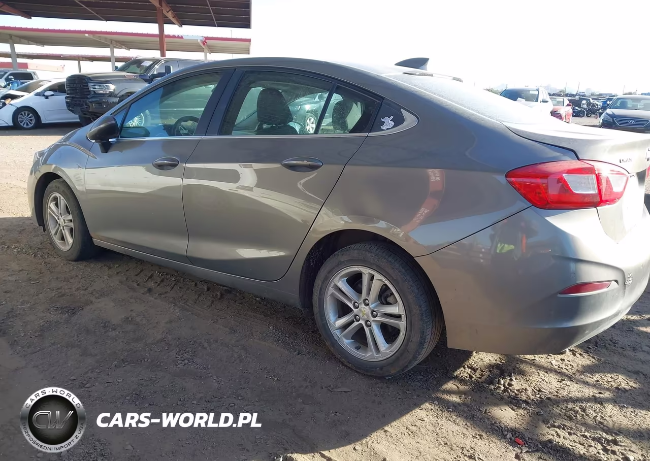 2017 Chevrolet Cruze Lt Auto VIN:3G1BE5SM2HS568934 - 3
