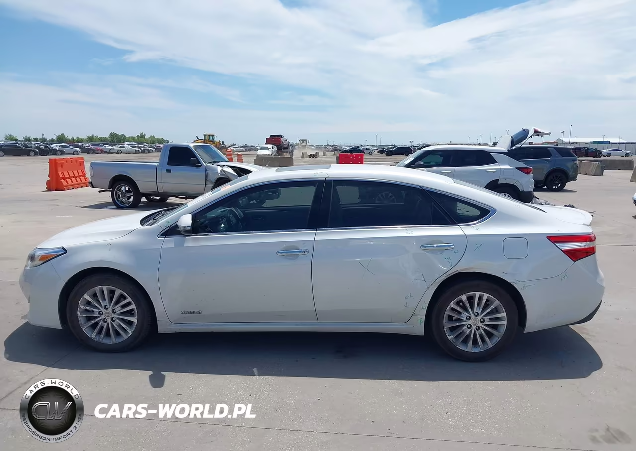 2014 Toyota Avalon Hybrid Xle Touring VIN:4T1BD1EB6EU035067 - 14