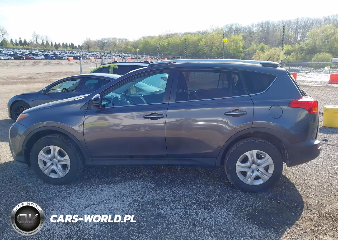 2015 Toyota Rav4 Le VIN:2T3ZFREV4FW182420 - 14
