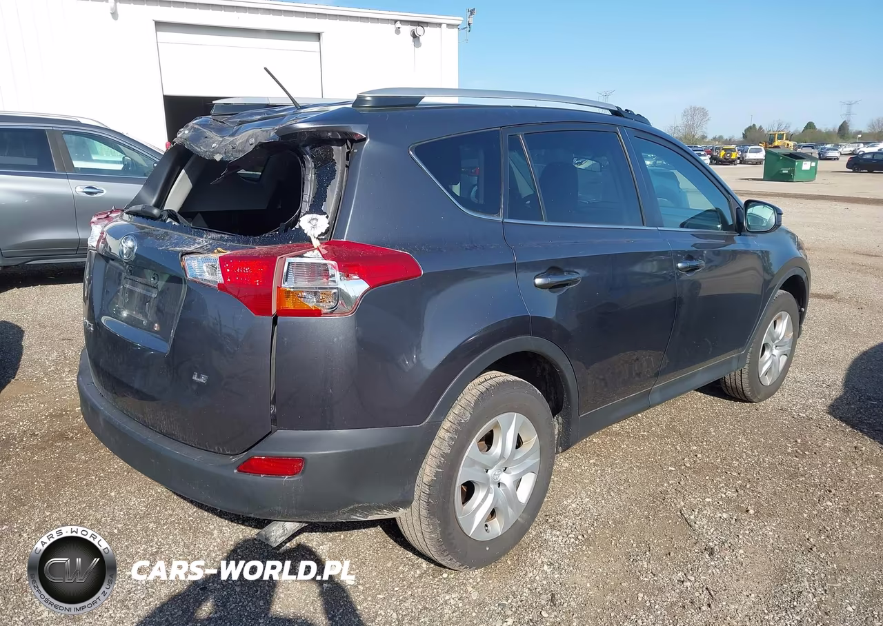 2015 Toyota Rav4 Le VIN:2T3ZFREV4FW182420 - 4