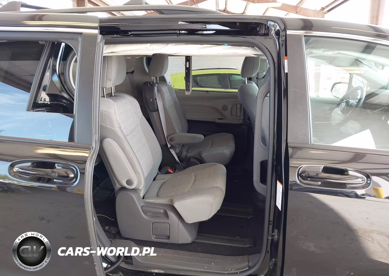 2021 Toyota Sienna Le VIN:5TDKSKFC6MS031918 - 8