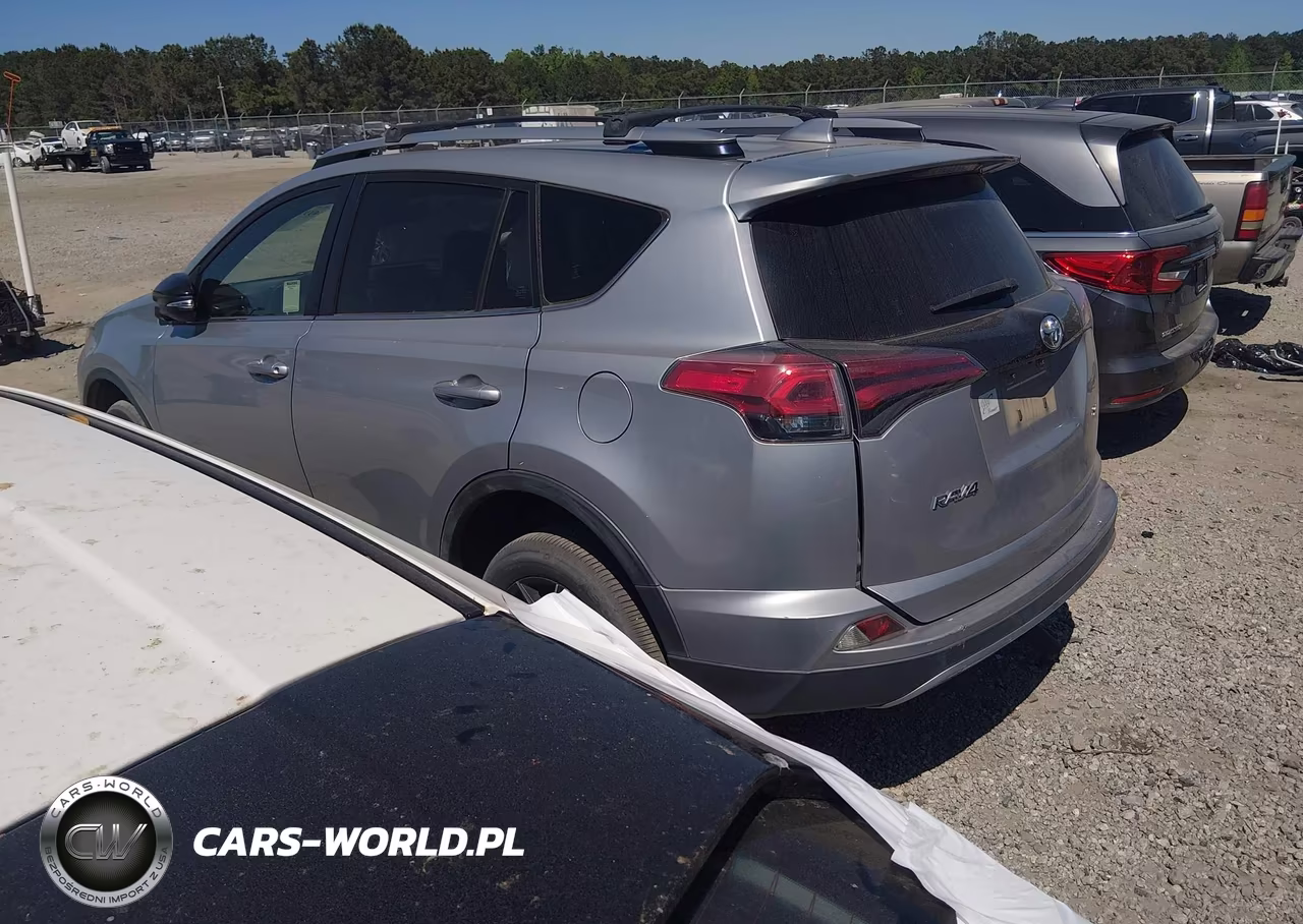 2018 Toyota Rav4 Se VIN:JTMNFREV1JJ190836 - 3