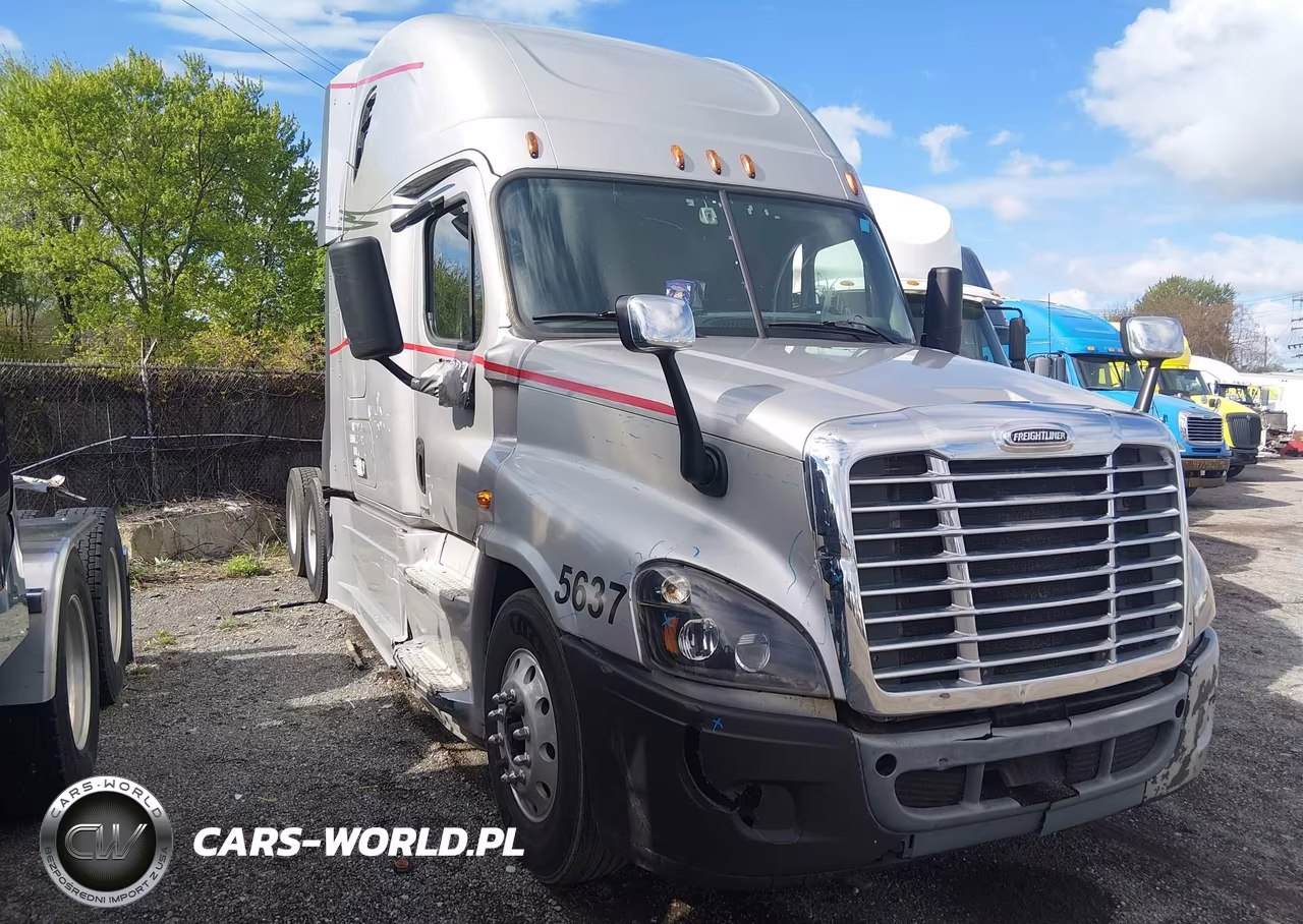 2015 Freightliner Cascadia 125