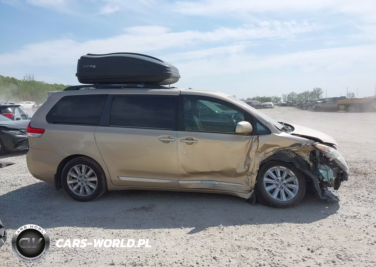 2011 Toyota Sienna Limited VIN:5TDDK3DC0BS022341 - 14