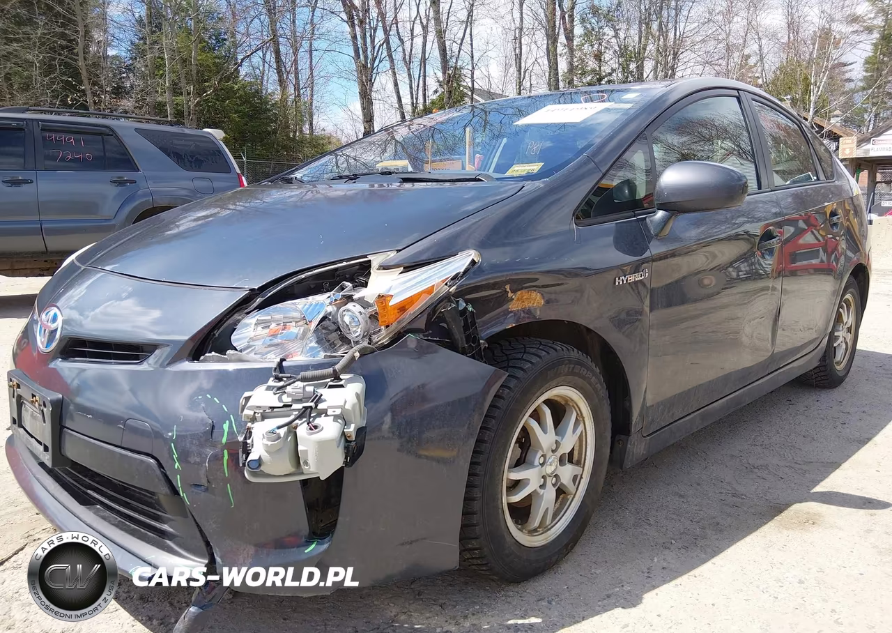 2011 Toyota Prius Two VIN:JTDKN3DU9B0316752 - 13