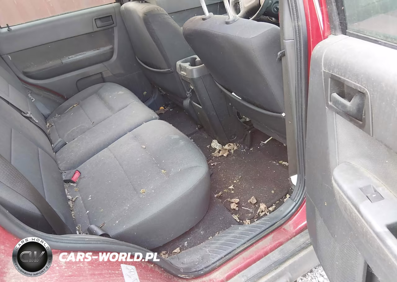 2010 Ford Escape Xlt VIN:1FMCU0DG0AKD26973 - 8