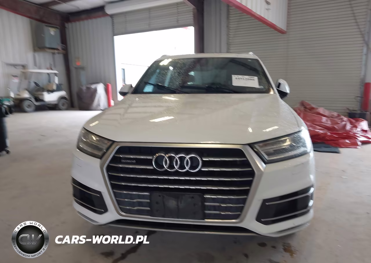 2018 Audi Q7 2.0T Premium VIN:WA1LHAF7XJD020549 - 12
