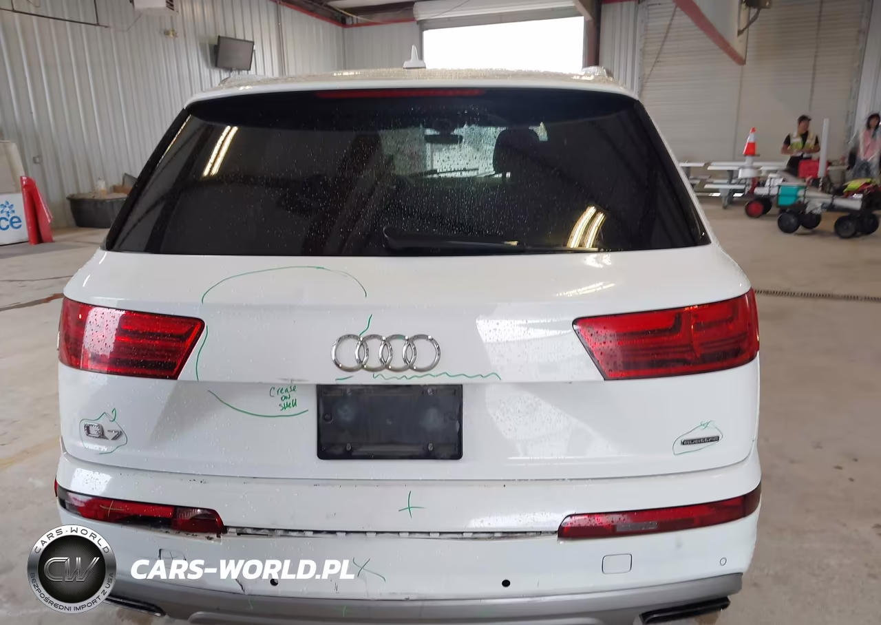 2018 Audi Q7 2.0T Premium VIN:WA1LHAF7XJD020549 - 16