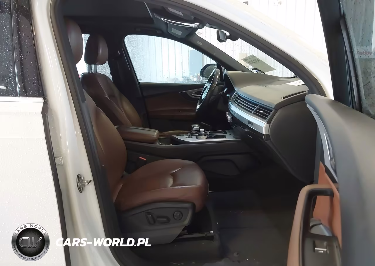 2018 Audi Q7 2.0T Premium VIN:WA1LHAF7XJD020549 - 5