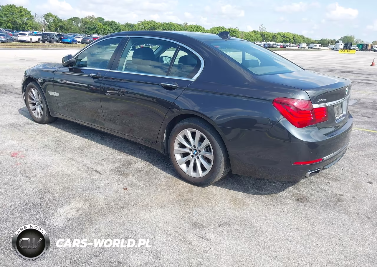 2013 BMW 740Li xDrive VIN:WBAYF4C52DDE23905 - 3