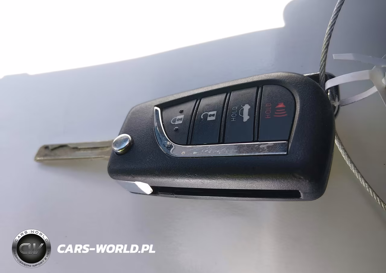 2022 Toyota Corolla Le VIN:JTDEPMAE9N3023060 - 11
