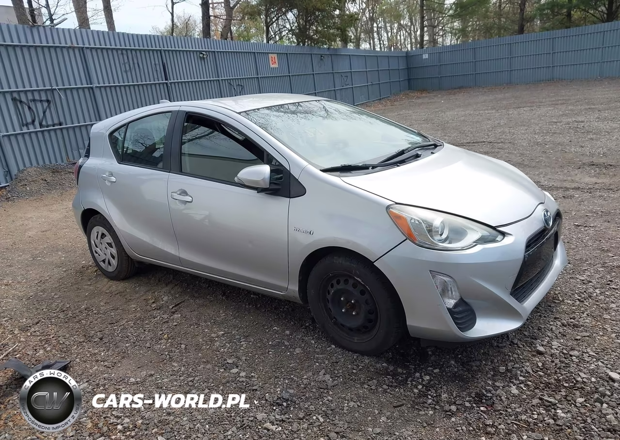 2016 Toyota Prius C Two