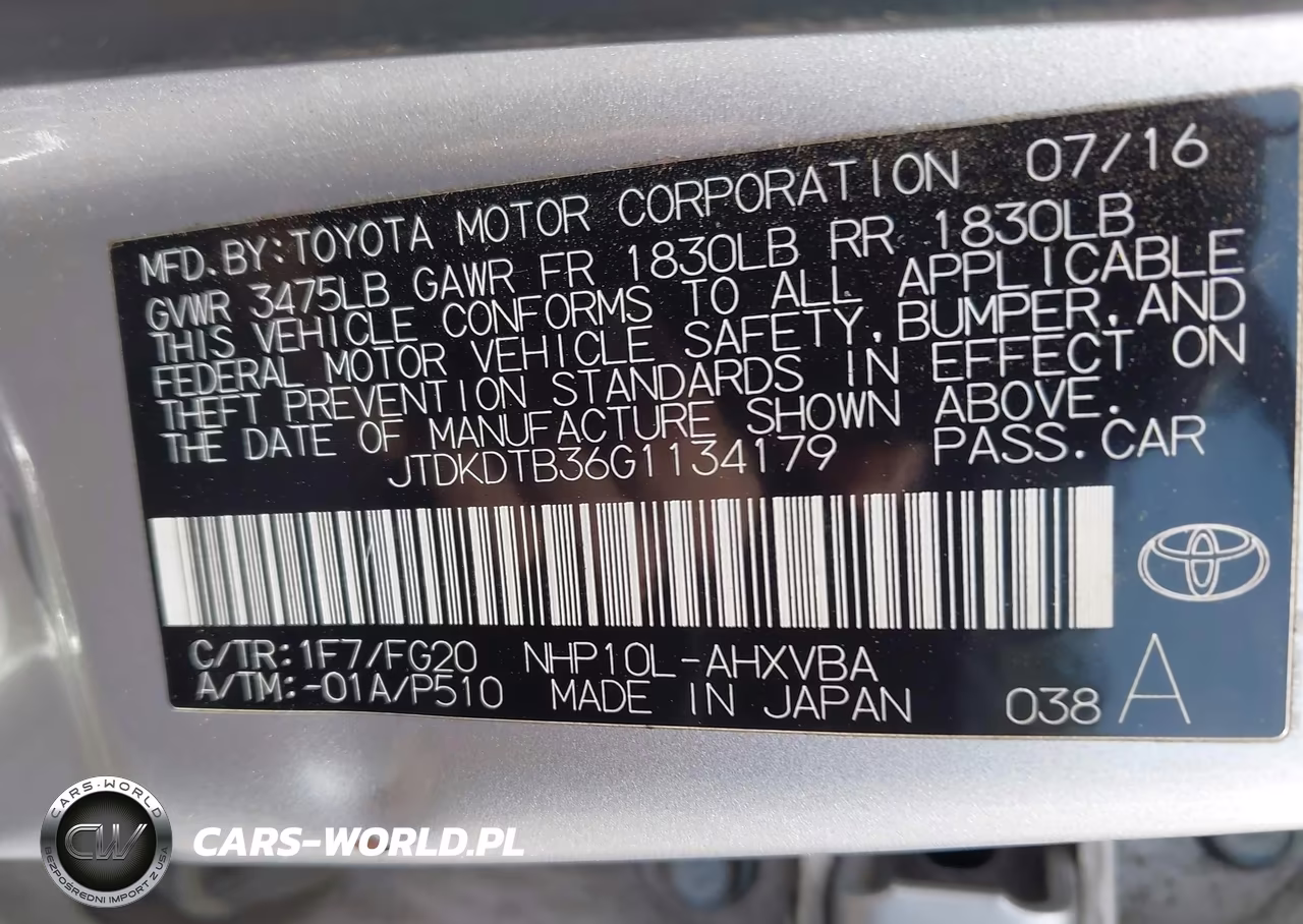 2016 Toyota Prius C Two VIN:JTDKDTB36G1134179 - 9