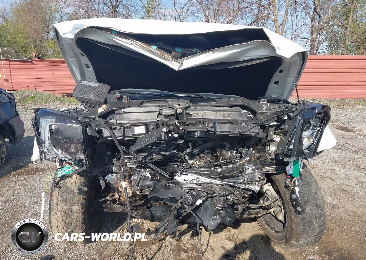 2019 GMC Yukon Slt VIN:1GKS2BKC0KR325420 - 6
