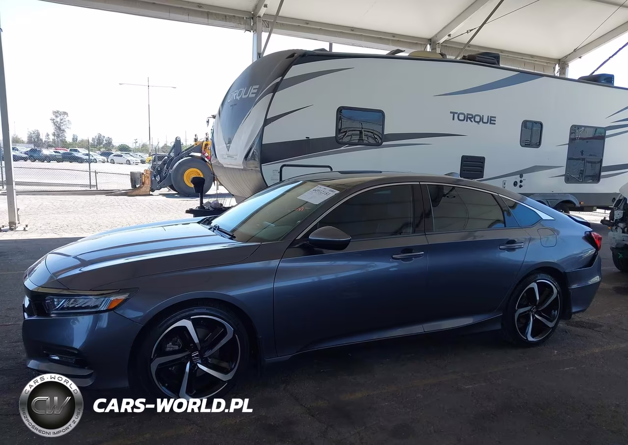2018 Honda Accord Sport VIN:1HGCV1F30JA135174 - 14