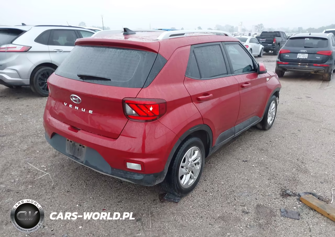 2020 Hyundai Venue Sel VIN:KMHRC8A38LU030104 - 4