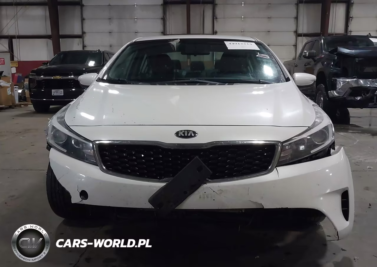2018 Kia Forte Lx VIN:3KPFL4A71JE167044 - 12