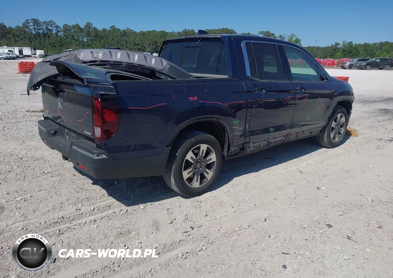 2018 Honda Ridgeline Rtl-E VIN:5FPYK3F71JB002224 - 4