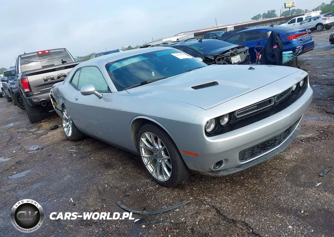 2021 Dodge Challenger Sxt