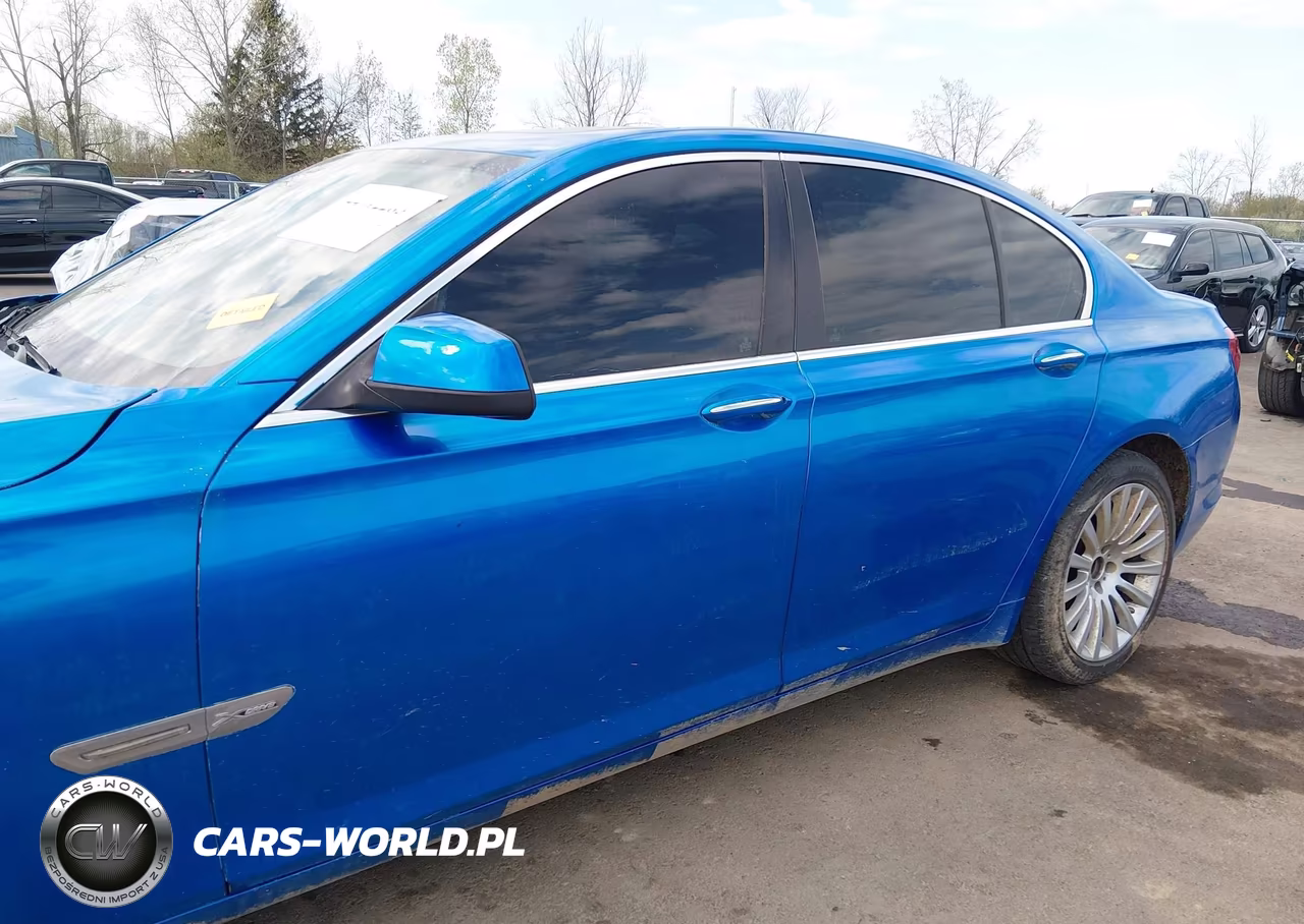 2010 BMW 750I xDrive VIN:WBAKC6C54ACL67667 - 14