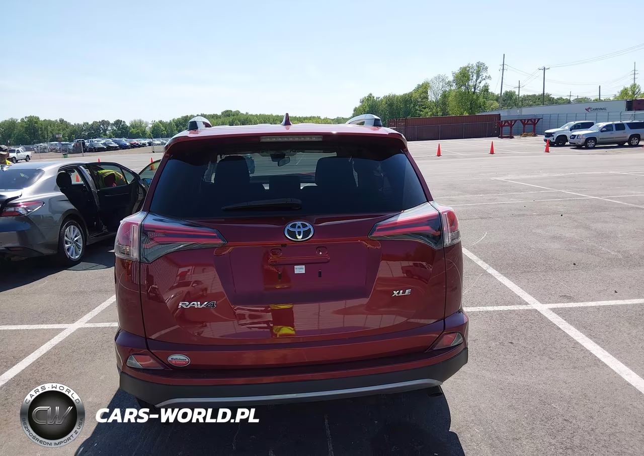2018 Toyota Rav4 Xle VIN:2T3WFREV5JW497948 - 17