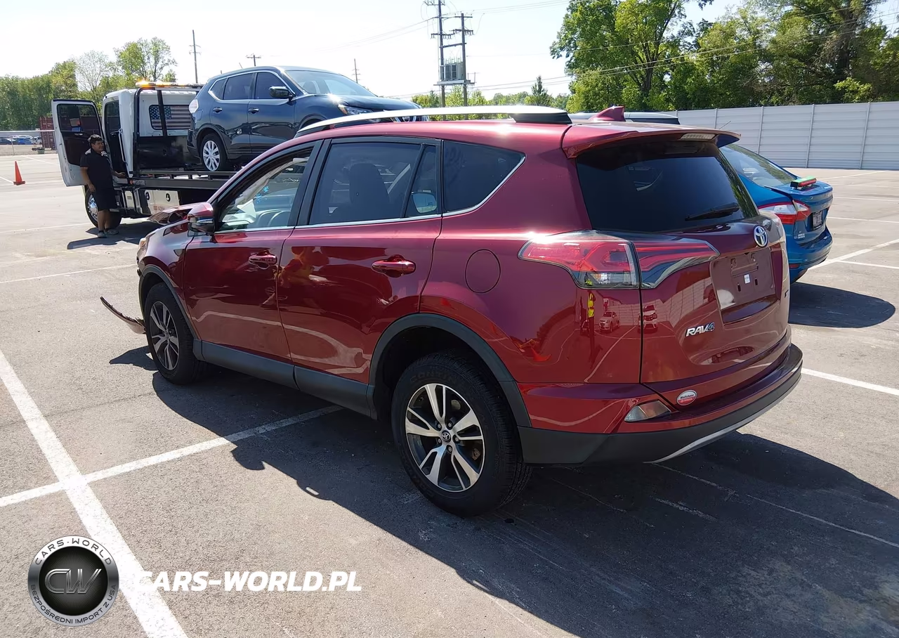 2018 Toyota Rav4 Xle VIN:2T3WFREV5JW497948 - 3