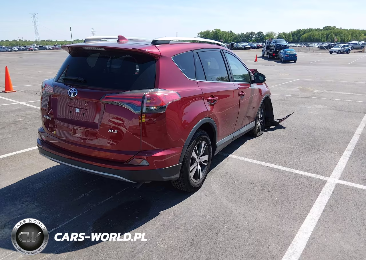 2018 Toyota Rav4 Xle VIN:2T3WFREV5JW497948 - 4
