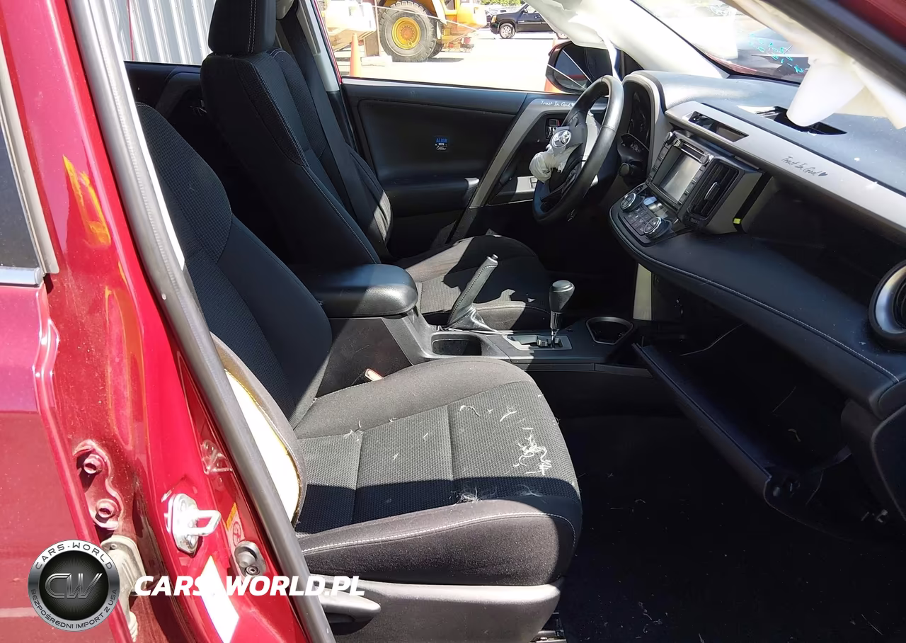 2018 Toyota Rav4 Xle VIN:2T3WFREV5JW497948 - 5