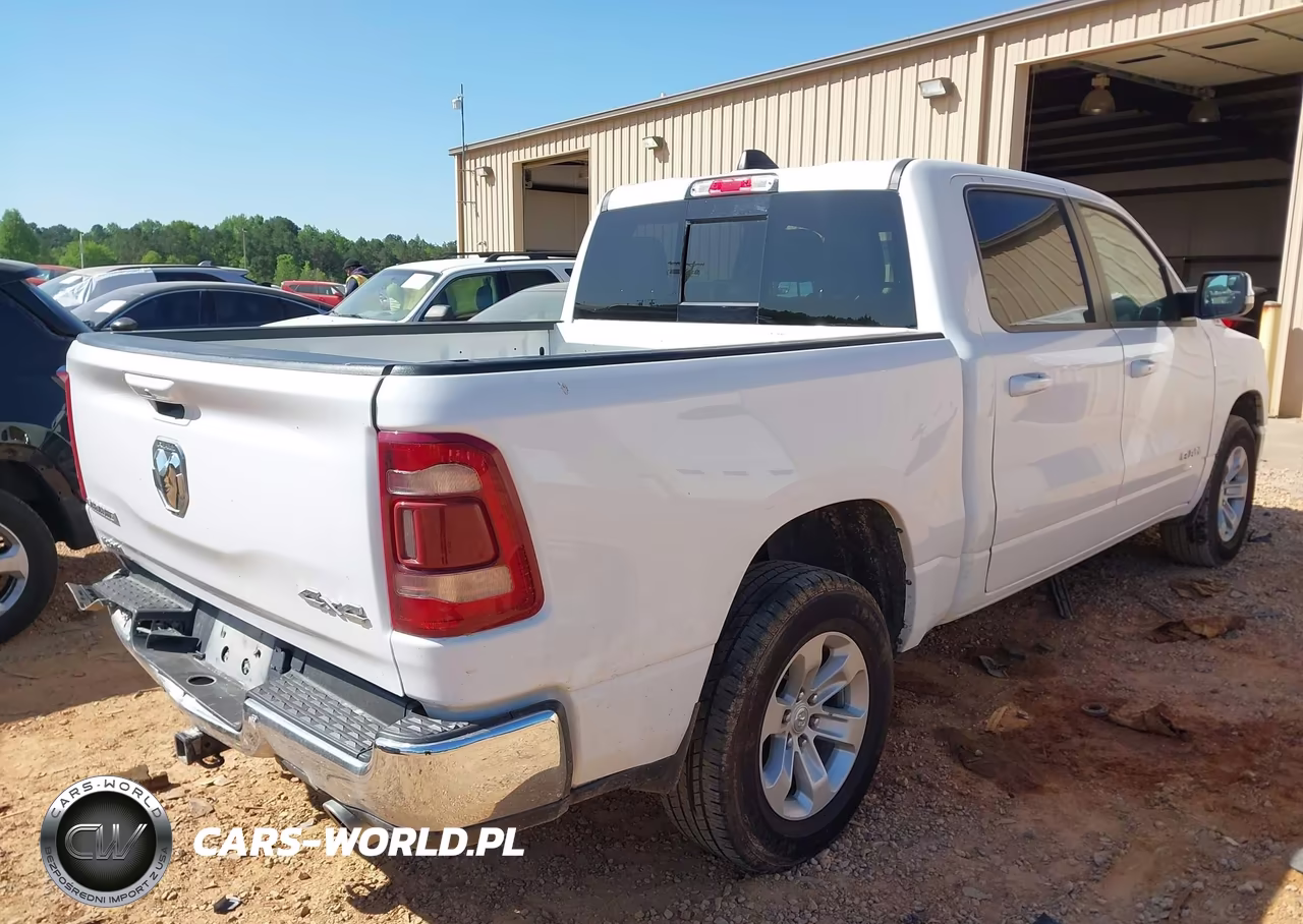 2024 Ram 1500 Laramie 4X4 5'7 Box VIN:1C6SRFJT4RN107666 - 4