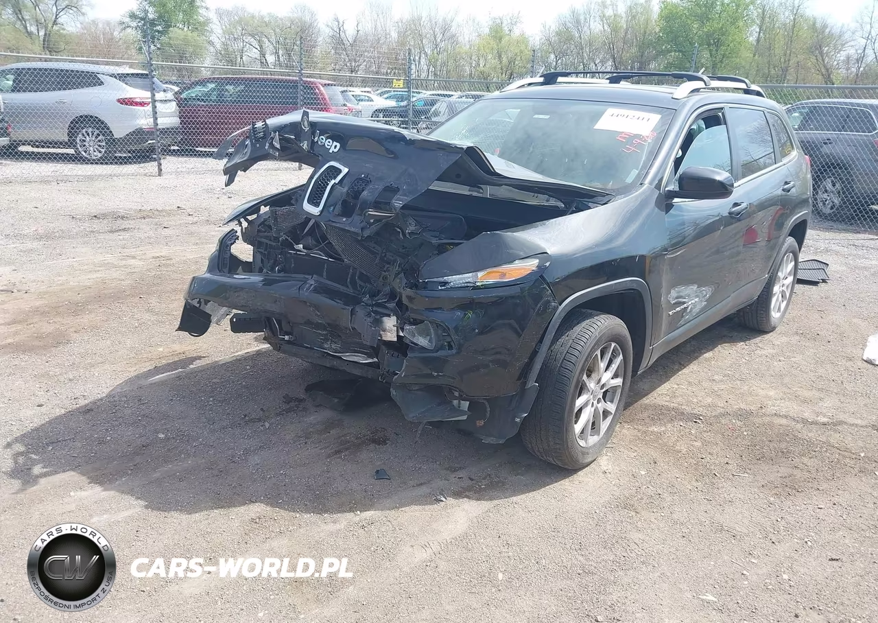 2016 Jeep Cherokee Latitude VIN:1C4PJMCB7GW182626 - 2