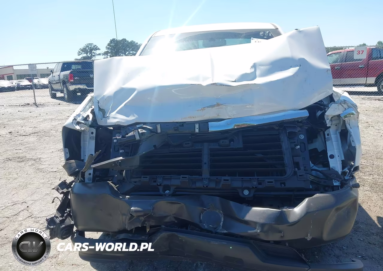 2018 Chevrolet Silverado 1500 Wt VIN:1GCNCNEC7JZ359730 - 13