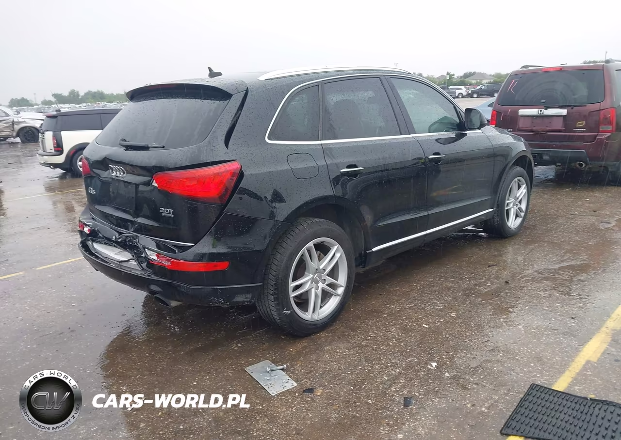 2017 Audi Q5 2.0T Premium VIN:WA1C2AFP6HA096914 - 4
