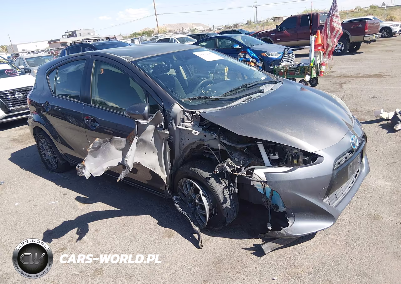 2015 Toyota Prius C Two