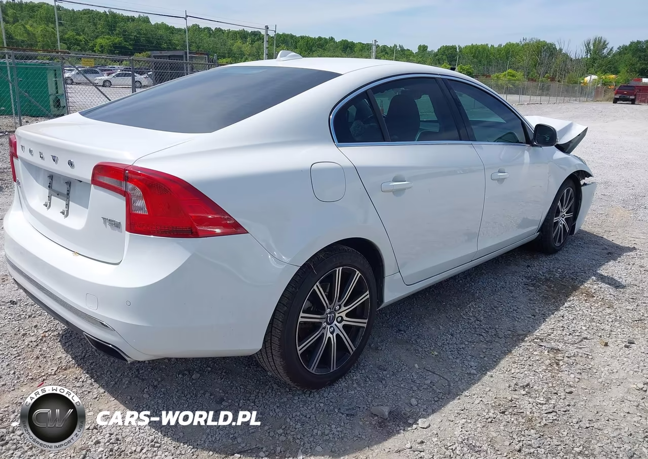 2017 Volvo S60 Inscription T5 VIN:LYV402HK9HB154952 - 4