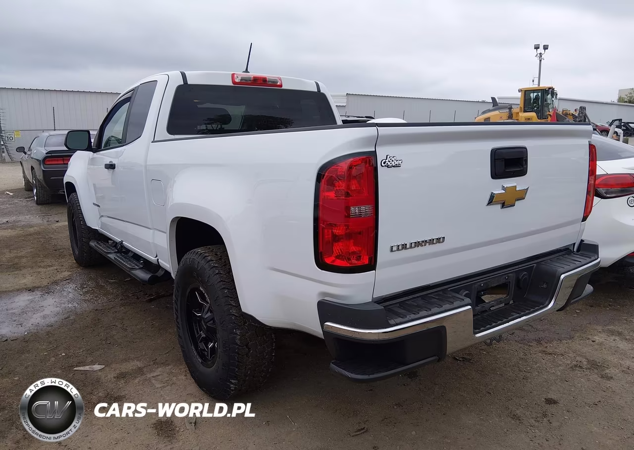 2019 Chevrolet Colorado Wt VIN:1GCHSBEA4K1152368 - 3