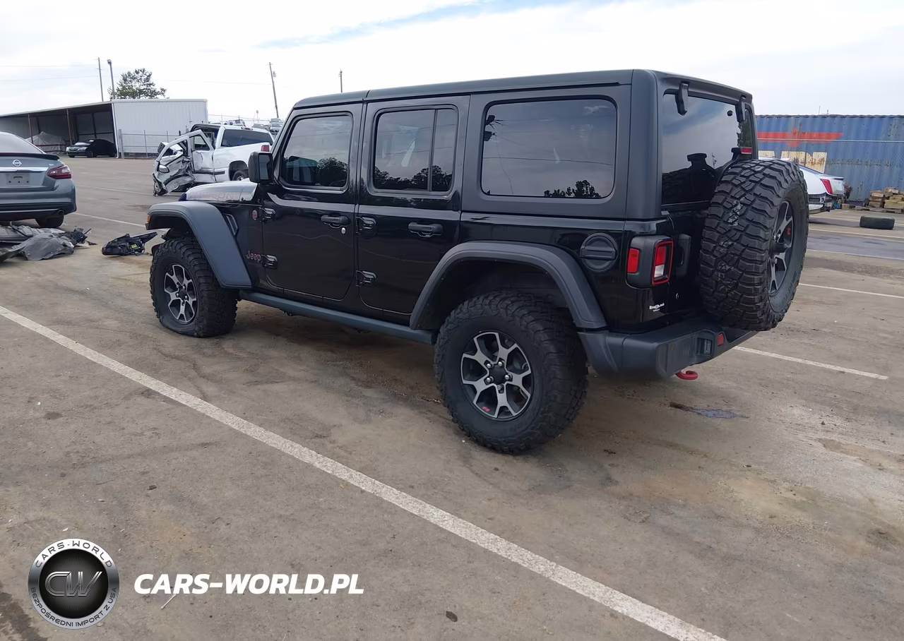 2018 Jeep Wrangler Unlimited Rubicon 4X4 VIN:1C4HJXFN1JW141878 - 3