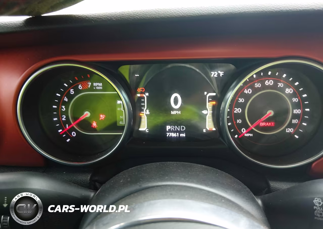 2018 Jeep Wrangler Unlimited Rubicon 4X4 VIN:1C4HJXFN1JW141878 - 7