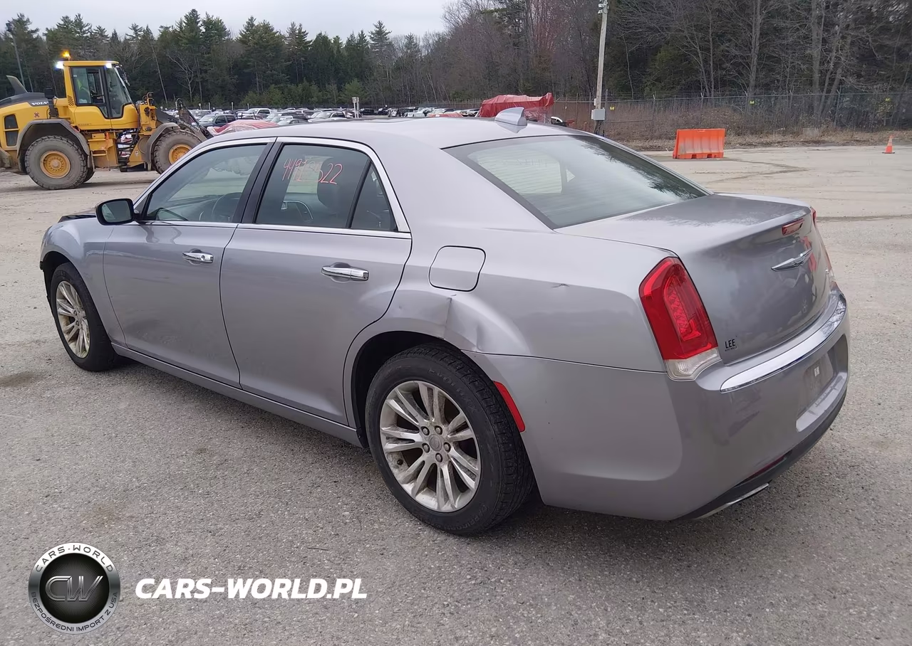 2016 Chrysler 300C VIN:2C3CCAEG6GH182054 - 3