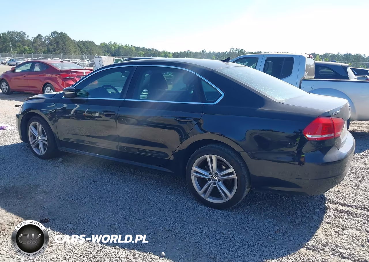 2015 Volkswagen Passat 2.0L Tdi Se VIN:1VWBV7A35FC103396 - 14